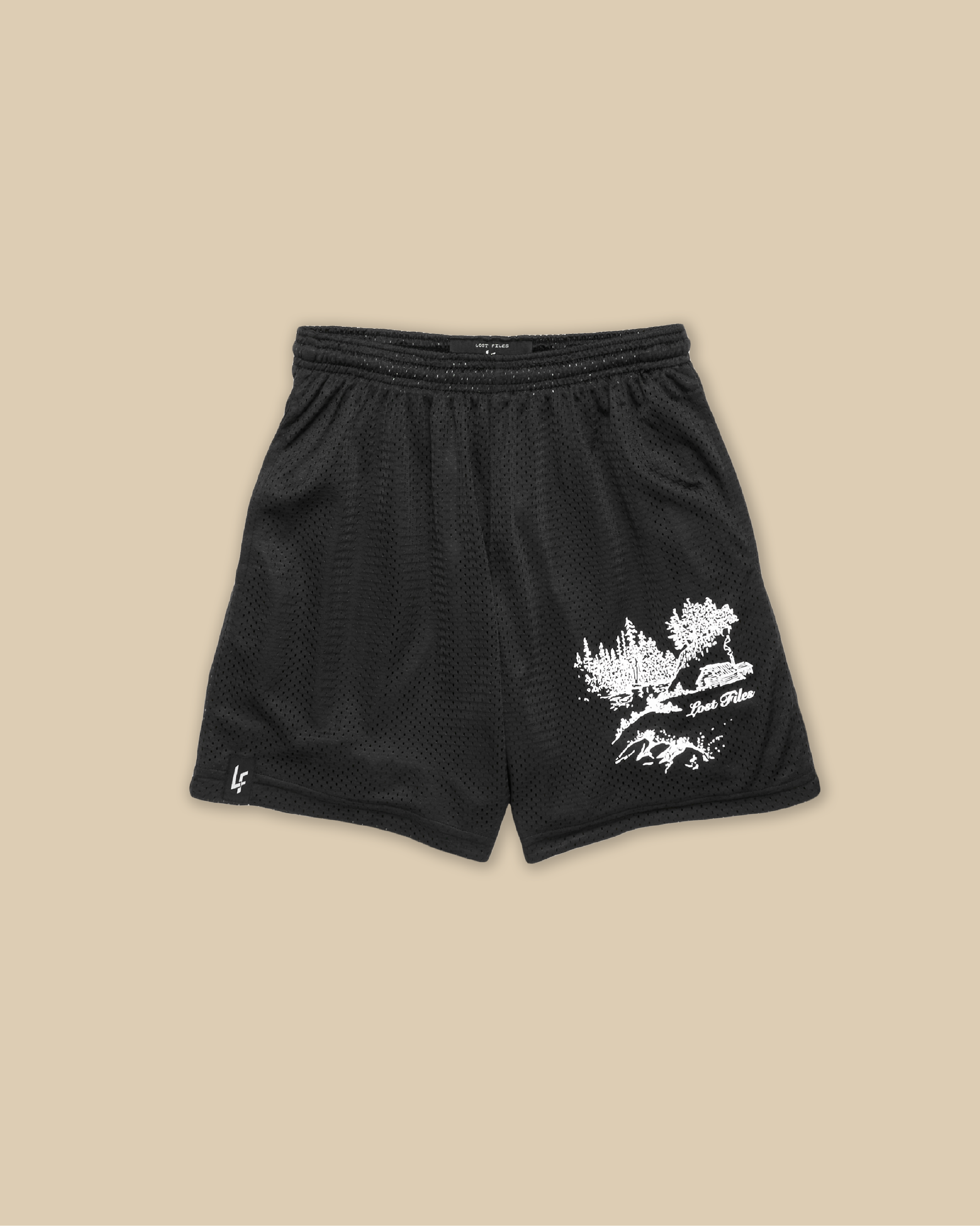 Cabin Scene Basic Shorts - Black